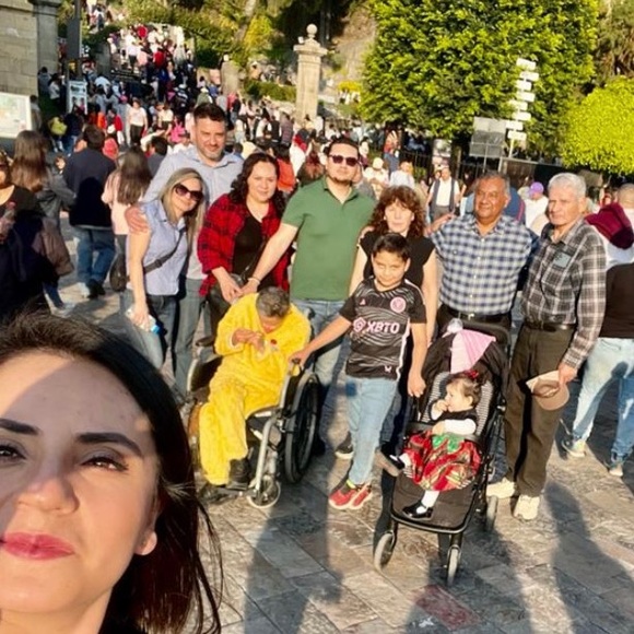 Meet your Posher, Sol - Picture 12 of 13